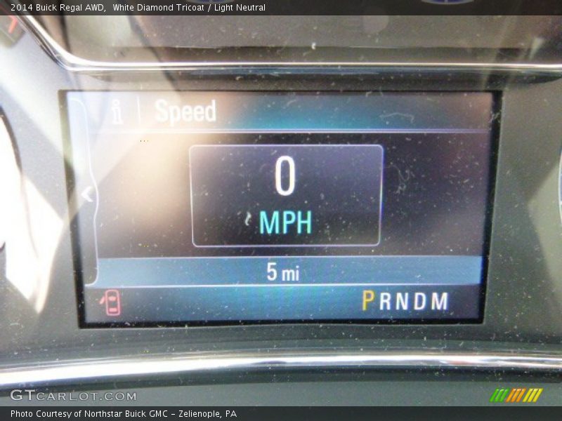 White Diamond Tricoat / Light Neutral 2014 Buick Regal AWD
