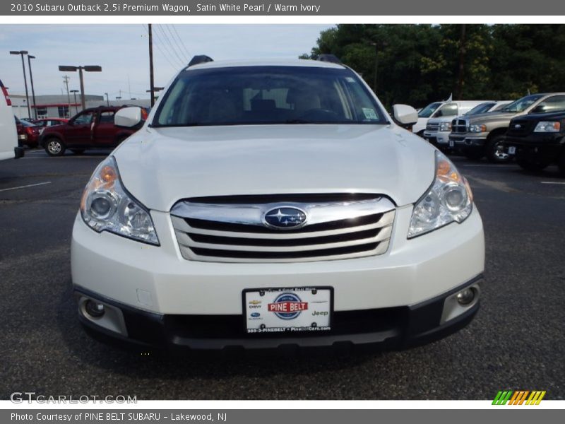 Satin White Pearl / Warm Ivory 2010 Subaru Outback 2.5i Premium Wagon