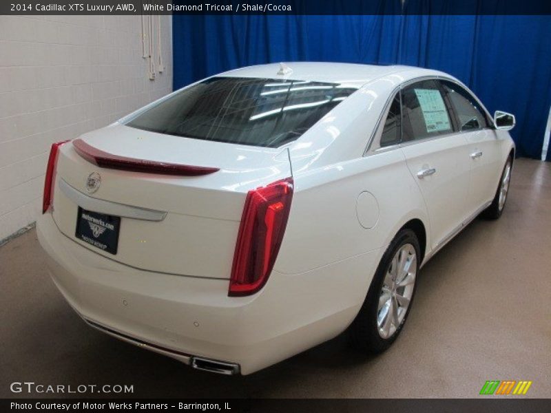 White Diamond Tricoat / Shale/Cocoa 2014 Cadillac XTS Luxury AWD