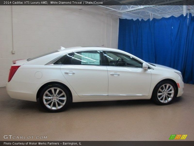 White Diamond Tricoat / Shale/Cocoa 2014 Cadillac XTS Luxury AWD