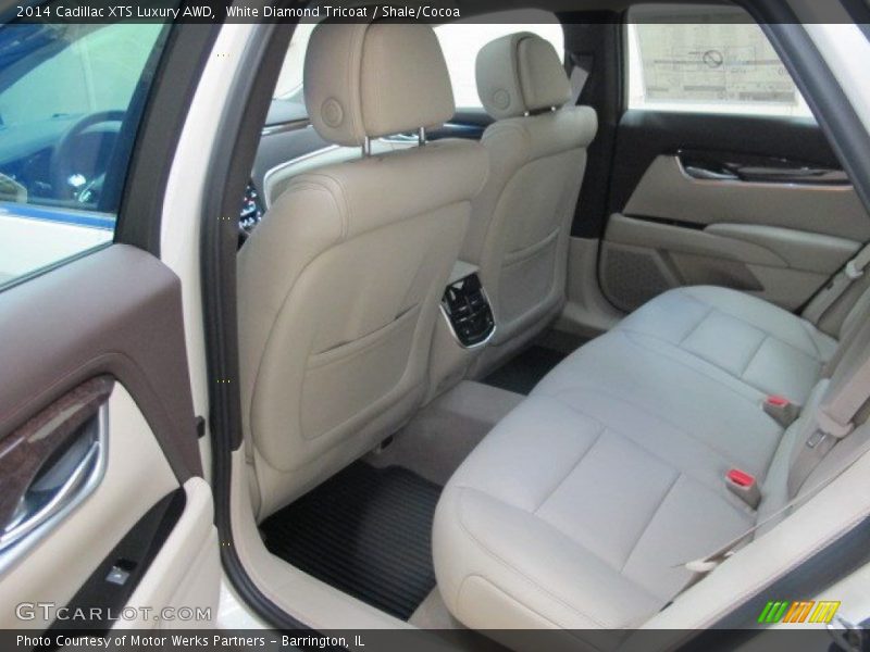 White Diamond Tricoat / Shale/Cocoa 2014 Cadillac XTS Luxury AWD