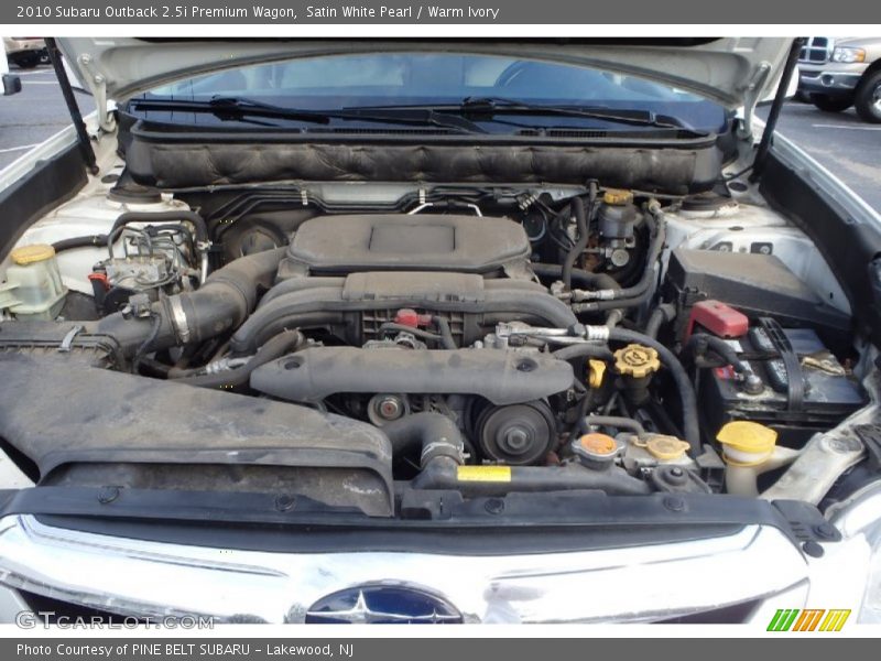 Satin White Pearl / Warm Ivory 2010 Subaru Outback 2.5i Premium Wagon