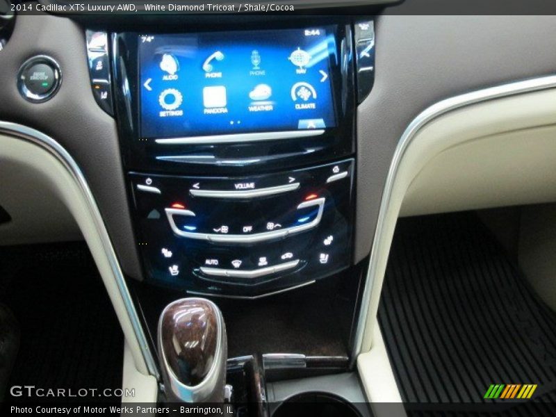 White Diamond Tricoat / Shale/Cocoa 2014 Cadillac XTS Luxury AWD
