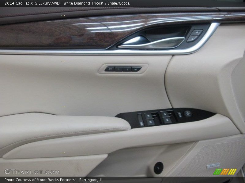 White Diamond Tricoat / Shale/Cocoa 2014 Cadillac XTS Luxury AWD