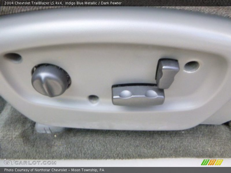Indigo Blue Metallic / Dark Pewter 2004 Chevrolet TrailBlazer LS 4x4