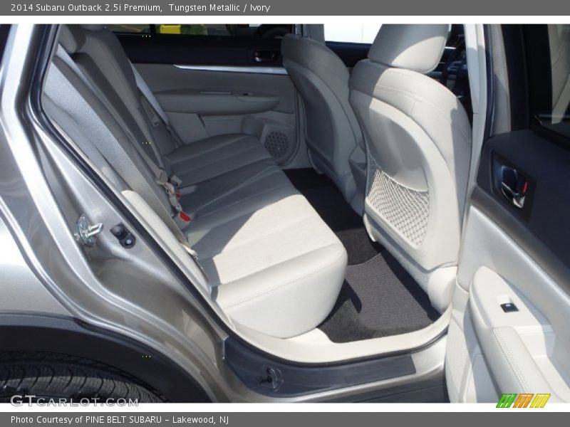 Tungsten Metallic / Ivory 2014 Subaru Outback 2.5i Premium