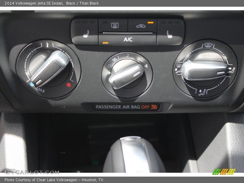 Black / Titan Black 2014 Volkswagen Jetta SE Sedan