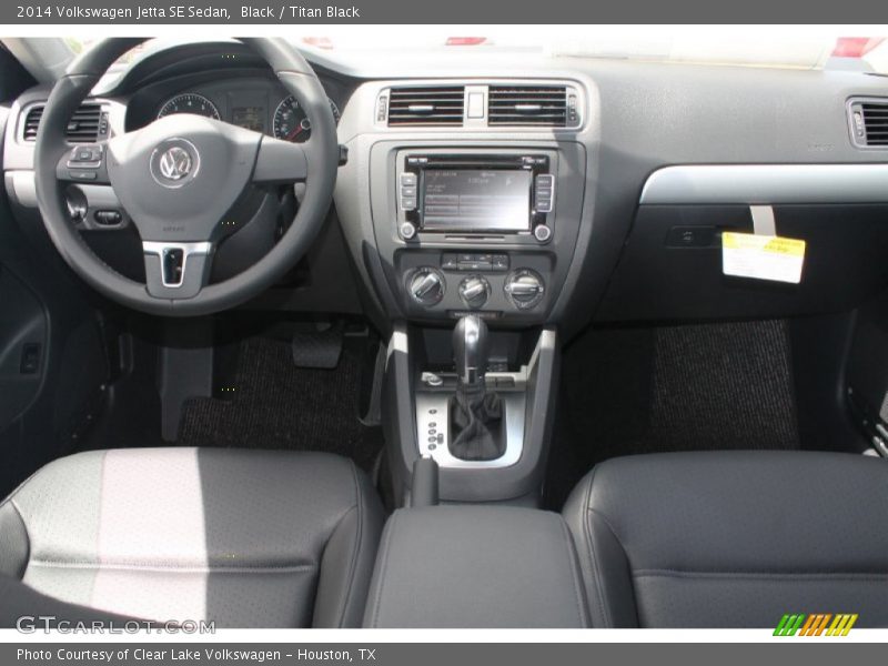 Black / Titan Black 2014 Volkswagen Jetta SE Sedan