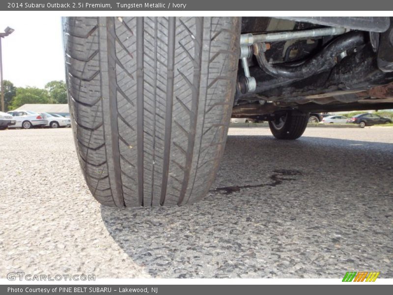 Tungsten Metallic / Ivory 2014 Subaru Outback 2.5i Premium
