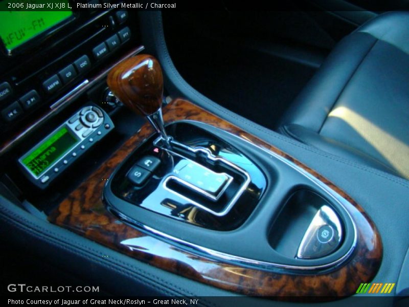 Platinum Silver Metallic / Charcoal 2006 Jaguar XJ XJ8 L