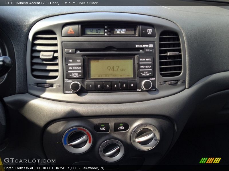 Platinum Silver / Black 2010 Hyundai Accent GS 3 Door