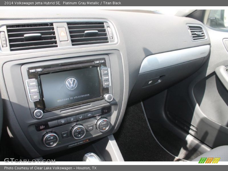 Platinum Gray Metallic / Titan Black 2014 Volkswagen Jetta Hybrid SE