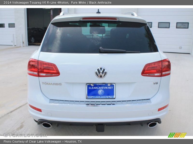 Pure White / Black Anthracite 2014 Volkswagen Touareg V6 R-Line 4Motion