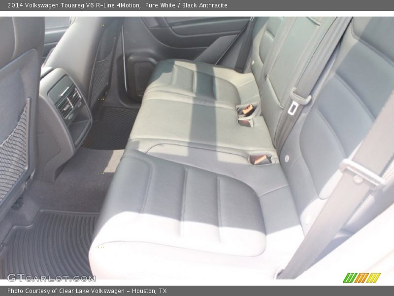 Pure White / Black Anthracite 2014 Volkswagen Touareg V6 R-Line 4Motion