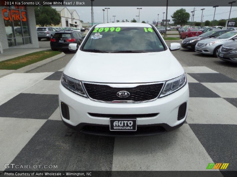 Snow White Pearl / Black 2014 Kia Sorento LX