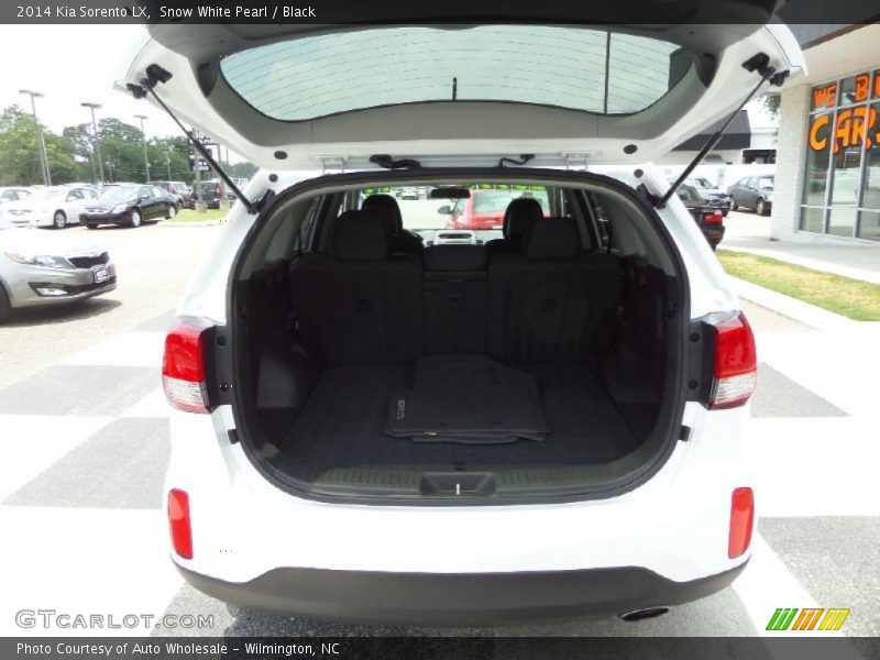Snow White Pearl / Black 2014 Kia Sorento LX