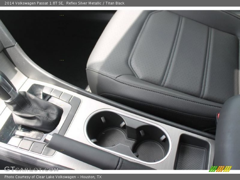 Reflex Silver Metallic / Titan Black 2014 Volkswagen Passat 1.8T SE