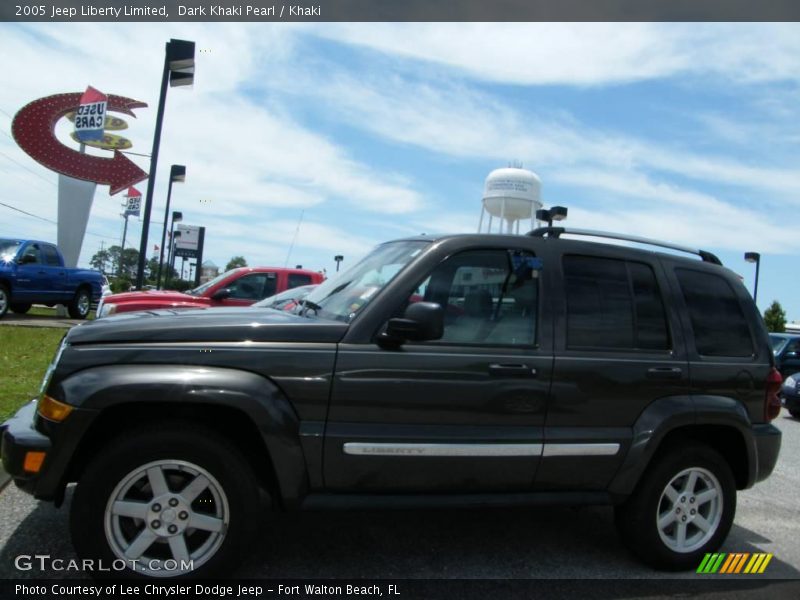 Dark Khaki Pearl / Khaki 2005 Jeep Liberty Limited