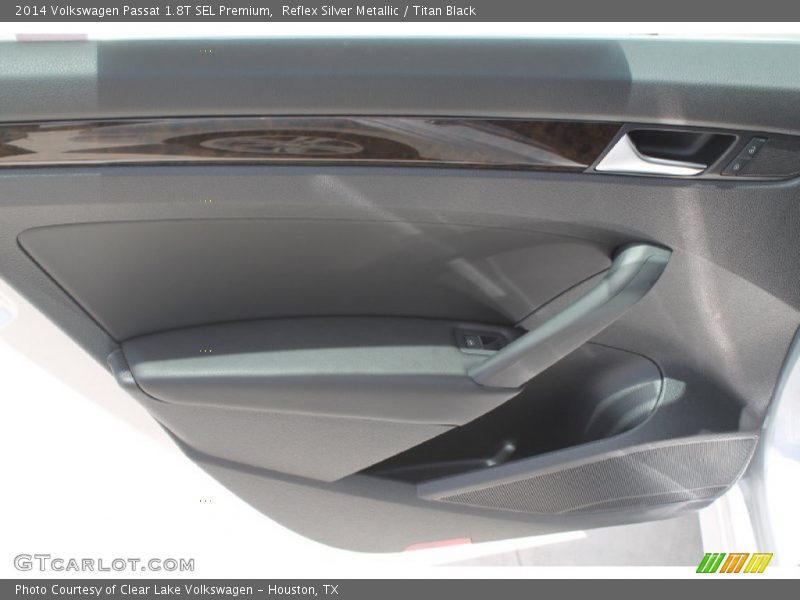 Reflex Silver Metallic / Titan Black 2014 Volkswagen Passat 1.8T SEL Premium
