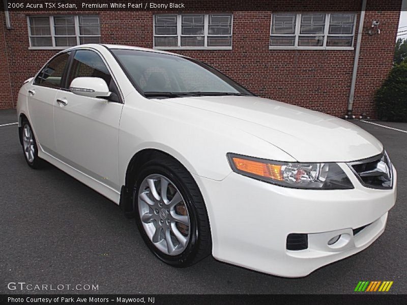 Front 3/4 View of 2006 TSX Sedan