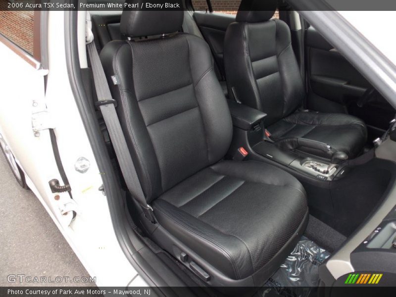 Front Seat of 2006 TSX Sedan