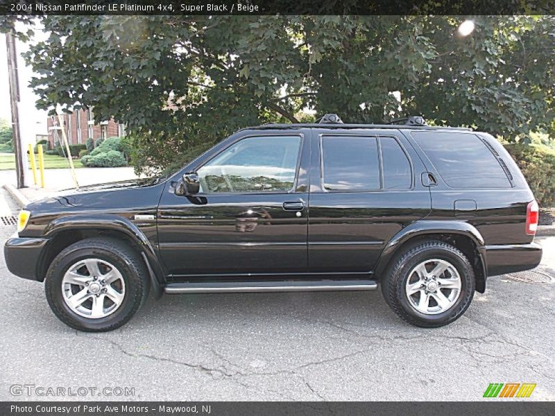 Super Black / Beige 2004 Nissan Pathfinder LE Platinum 4x4