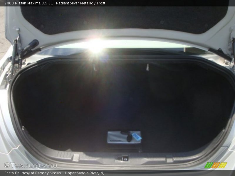 Radiant Silver Metallic / Frost 2008 Nissan Maxima 3.5 SE