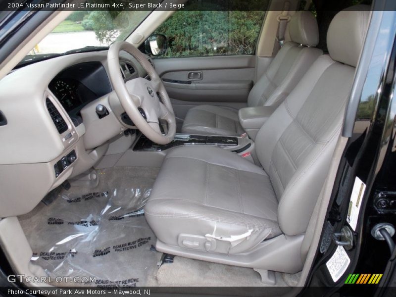 Super Black / Beige 2004 Nissan Pathfinder LE Platinum 4x4