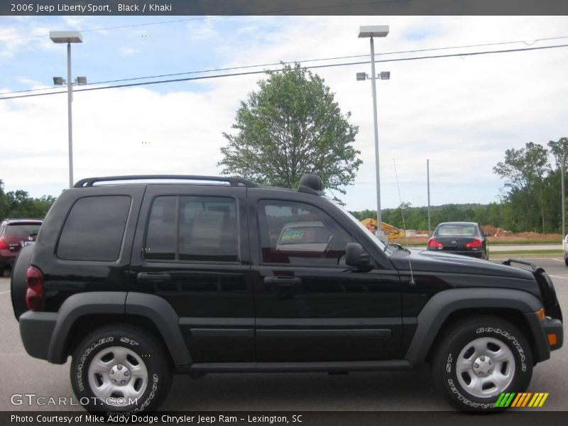 Black / Khaki 2006 Jeep Liberty Sport