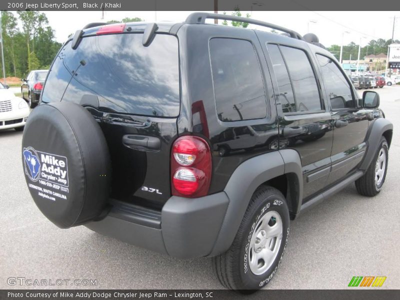 Black / Khaki 2006 Jeep Liberty Sport