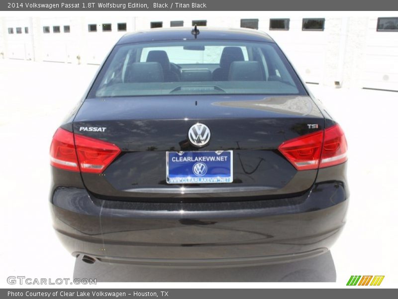 Black / Titan Black 2014 Volkswagen Passat 1.8T Wolfsburg Edition