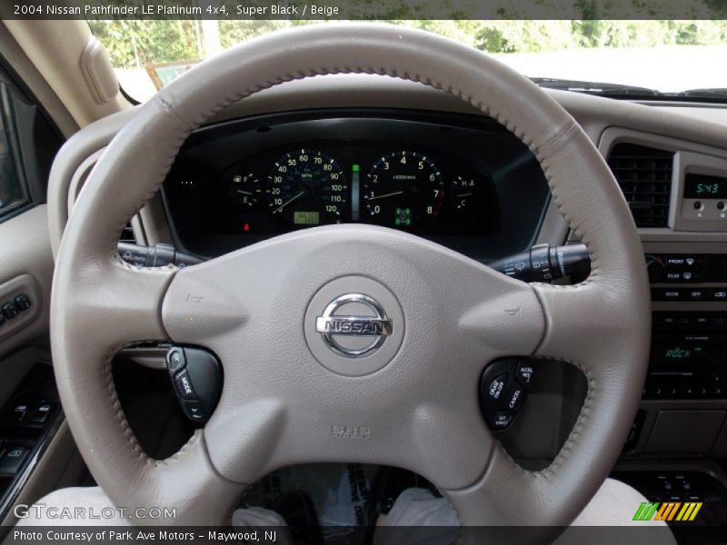 Super Black / Beige 2004 Nissan Pathfinder LE Platinum 4x4