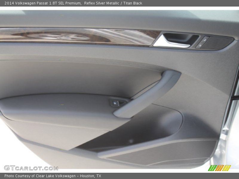 Reflex Silver Metallic / Titan Black 2014 Volkswagen Passat 1.8T SEL Premium
