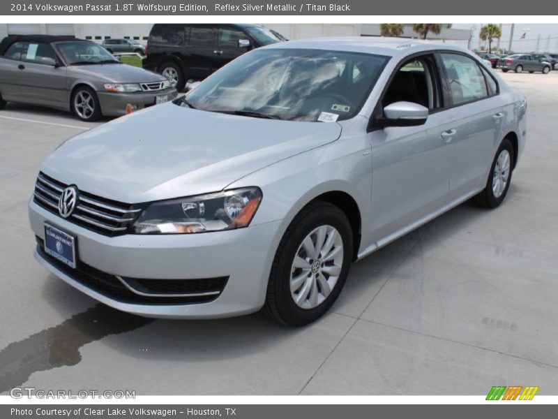 Reflex Silver Metallic / Titan Black 2014 Volkswagen Passat 1.8T Wolfsburg Edition