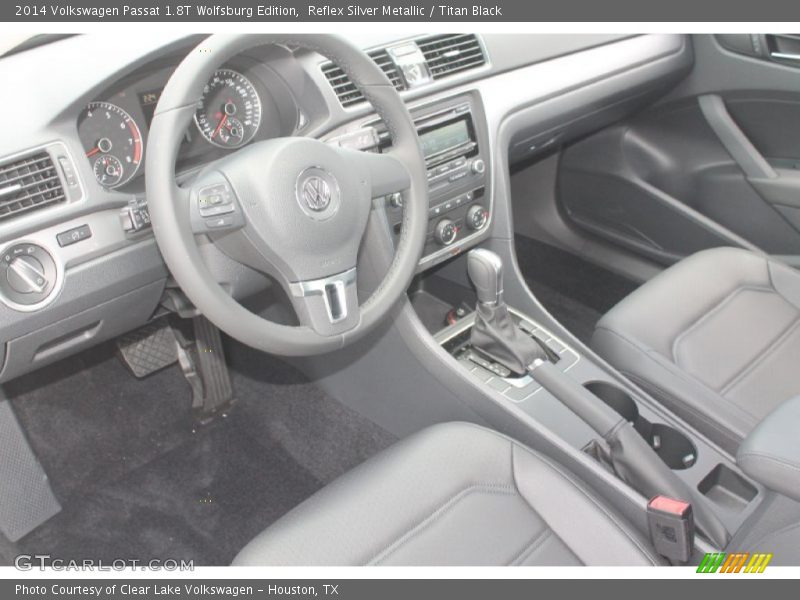 Reflex Silver Metallic / Titan Black 2014 Volkswagen Passat 1.8T Wolfsburg Edition