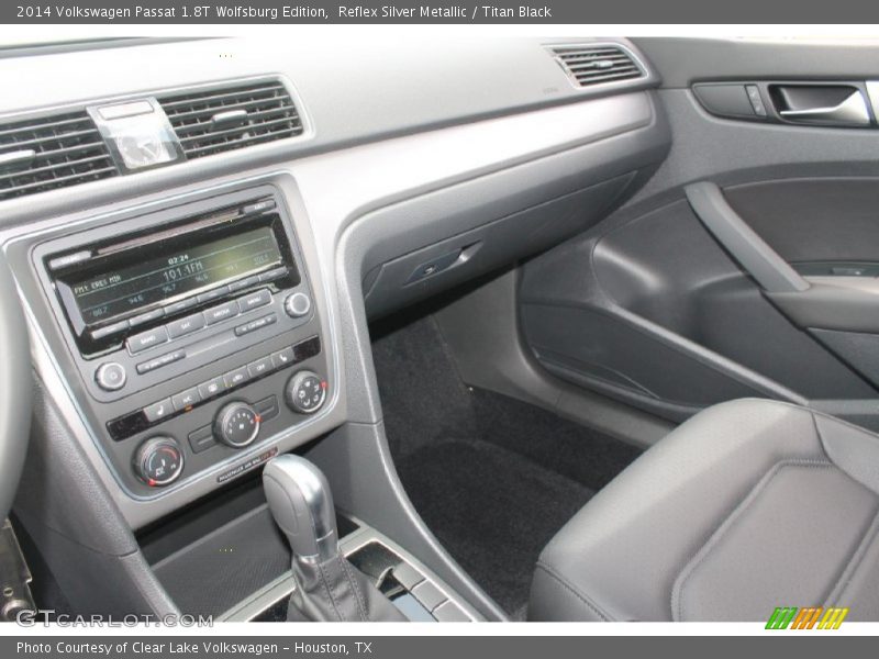 Reflex Silver Metallic / Titan Black 2014 Volkswagen Passat 1.8T Wolfsburg Edition