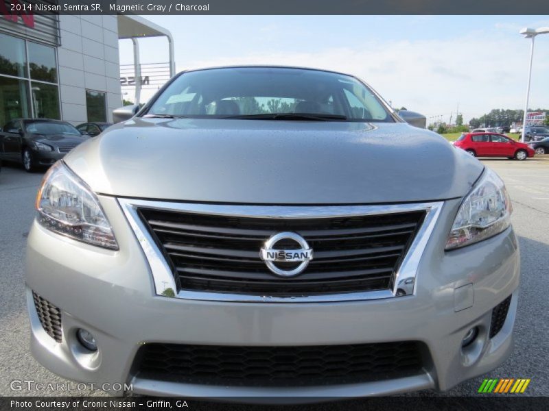 Magnetic Gray / Charcoal 2014 Nissan Sentra SR