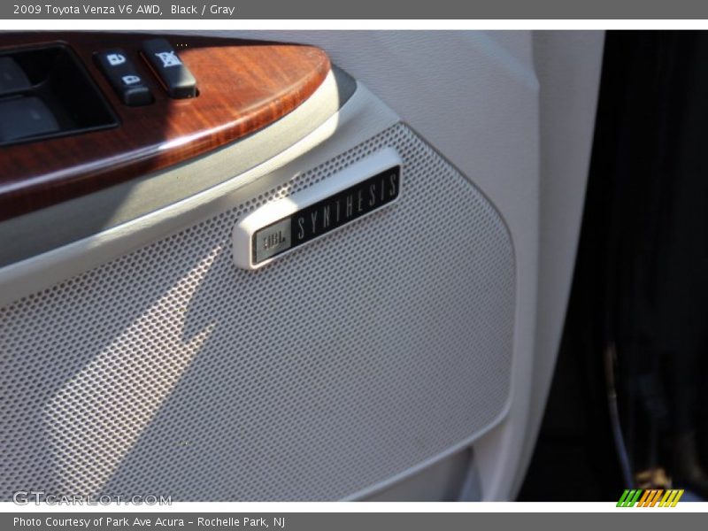 Black / Gray 2009 Toyota Venza V6 AWD