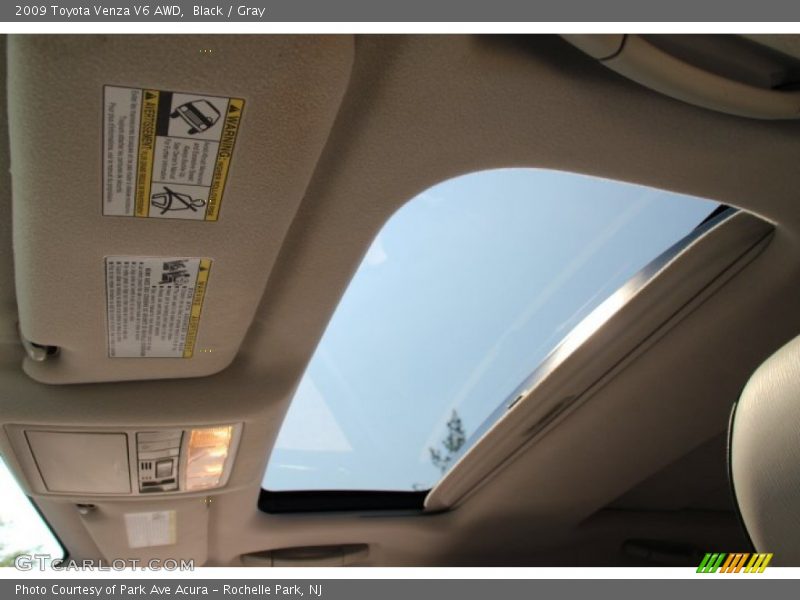 Black / Gray 2009 Toyota Venza V6 AWD