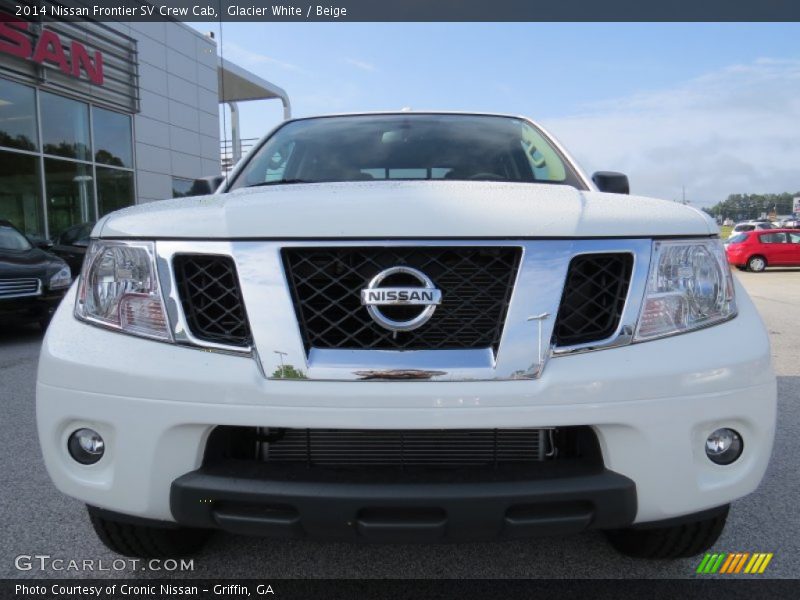 Glacier White / Beige 2014 Nissan Frontier SV Crew Cab