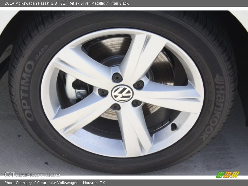 Reflex Silver Metallic / Titan Black 2014 Volkswagen Passat 1.8T SE