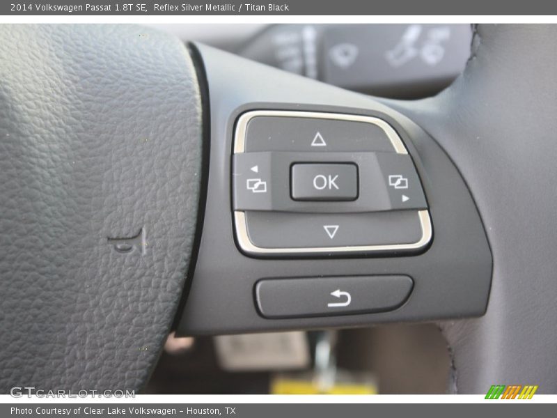 Reflex Silver Metallic / Titan Black 2014 Volkswagen Passat 1.8T SE