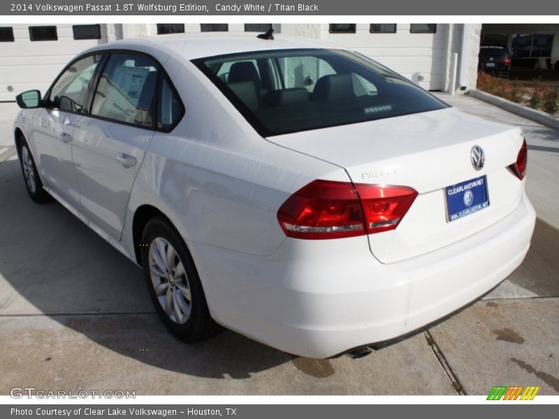 Candy White / Titan Black 2014 Volkswagen Passat 1.8T Wolfsburg Edition