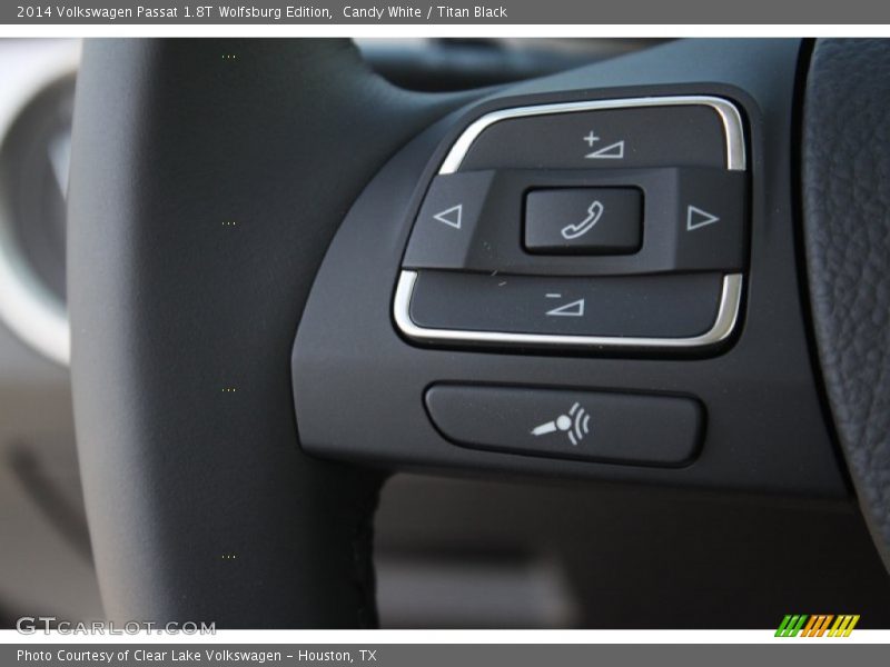 Candy White / Titan Black 2014 Volkswagen Passat 1.8T Wolfsburg Edition
