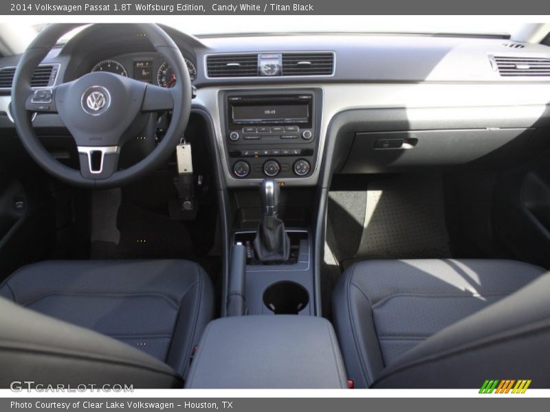 Candy White / Titan Black 2014 Volkswagen Passat 1.8T Wolfsburg Edition