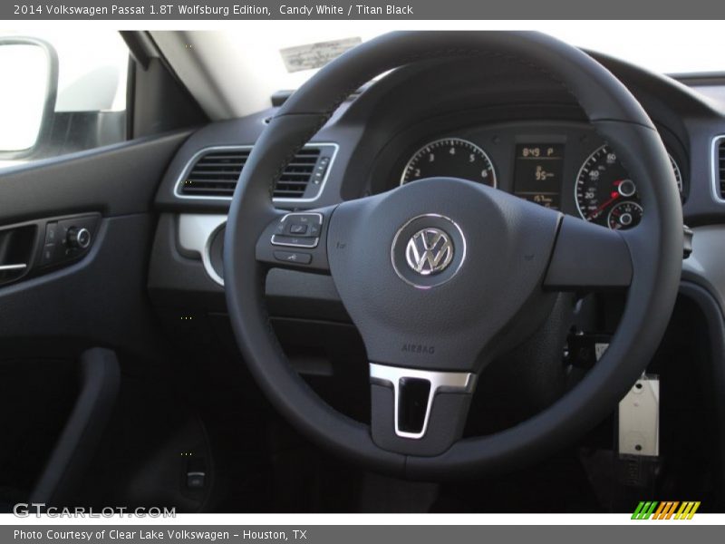 Candy White / Titan Black 2014 Volkswagen Passat 1.8T Wolfsburg Edition