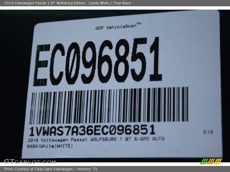 Candy White / Titan Black 2014 Volkswagen Passat 1.8T Wolfsburg Edition