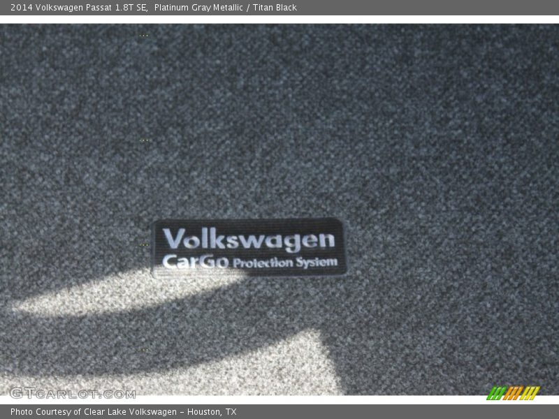 Platinum Gray Metallic / Titan Black 2014 Volkswagen Passat 1.8T SE