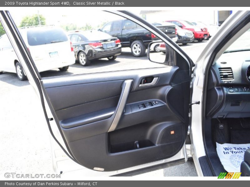 Classic Silver Metallic / Black 2009 Toyota Highlander Sport 4WD