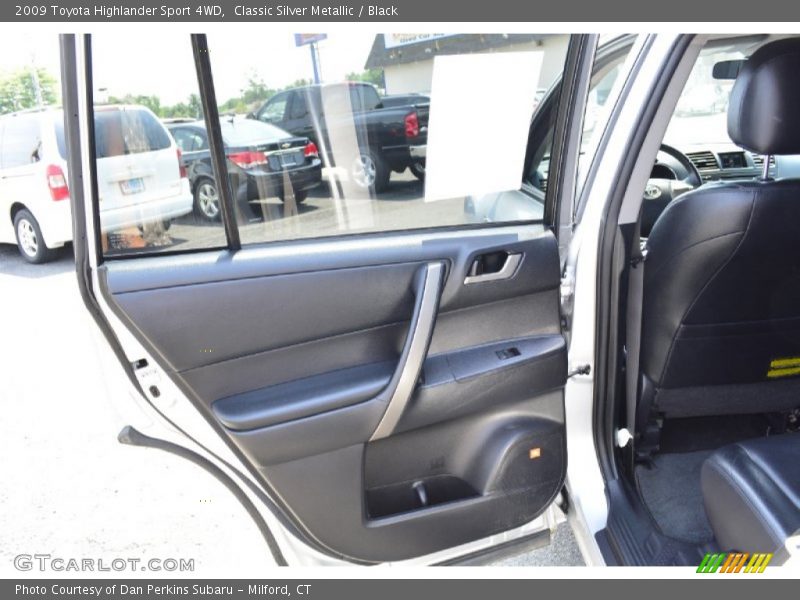 Classic Silver Metallic / Black 2009 Toyota Highlander Sport 4WD